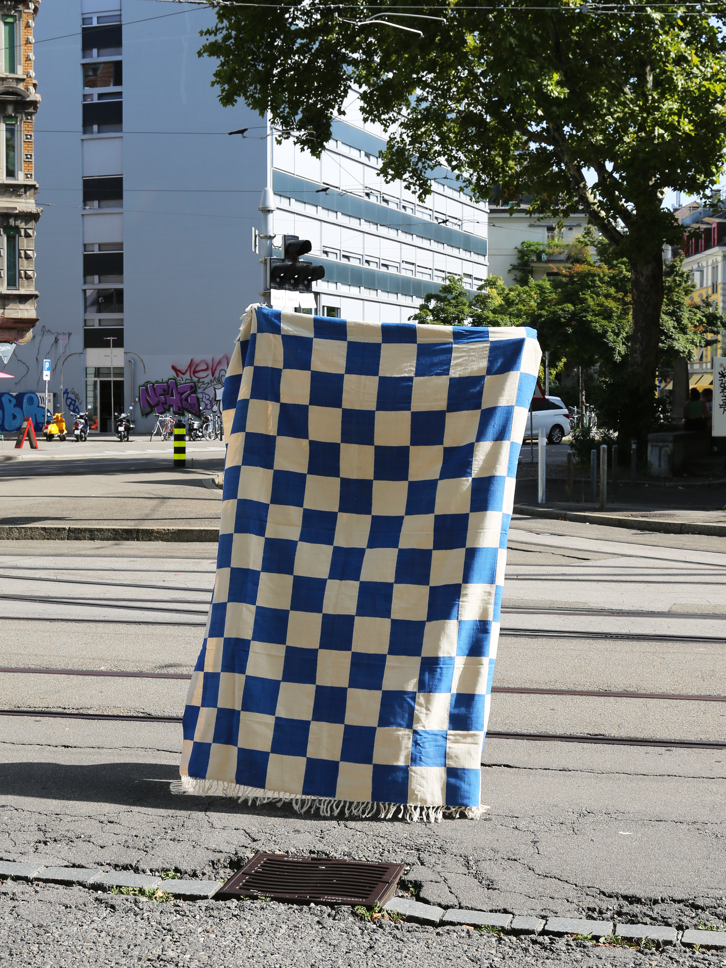 KORHOGO Medium Blanket/ Blue Checker