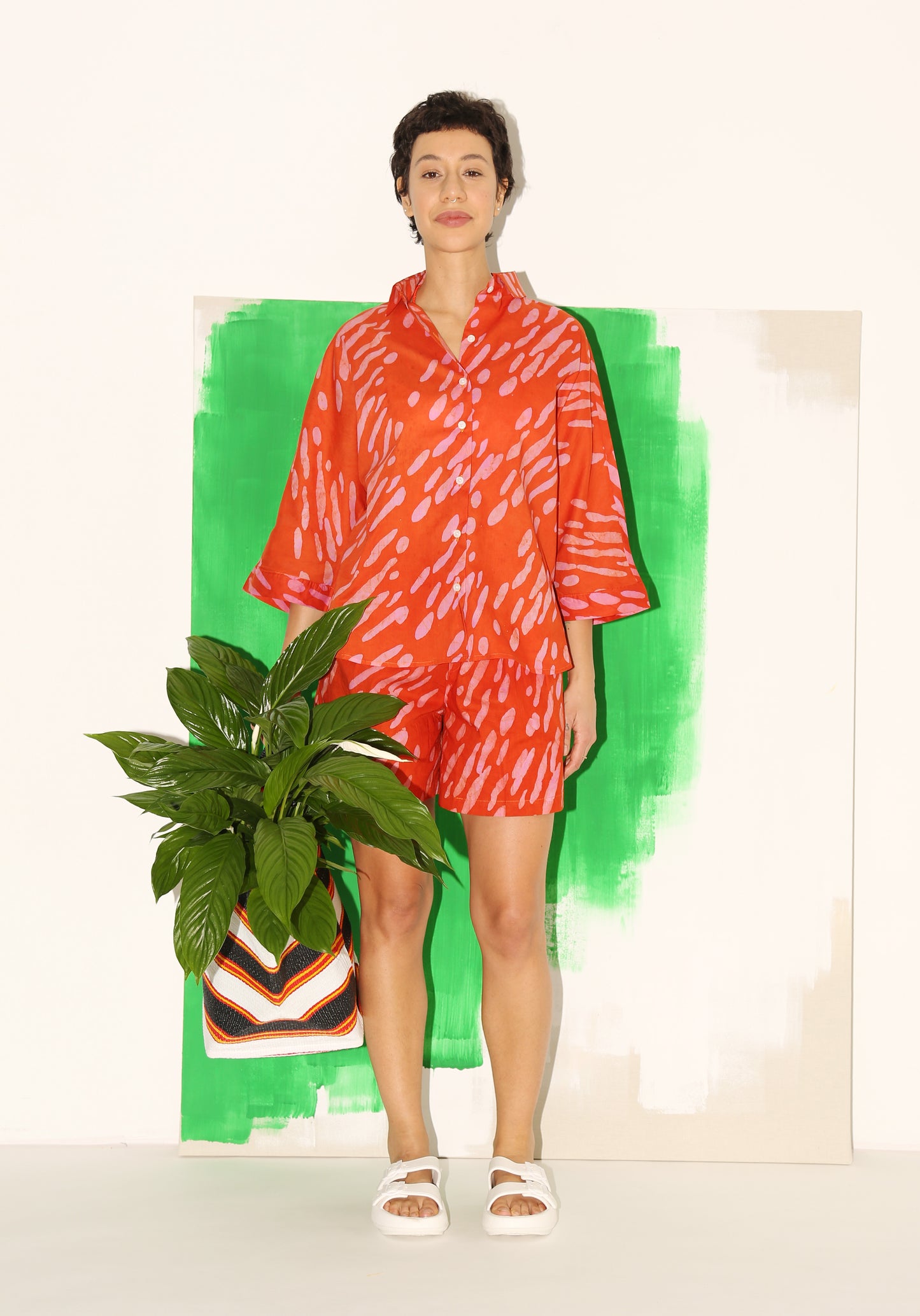 BABI Shorts/ Red Shadow