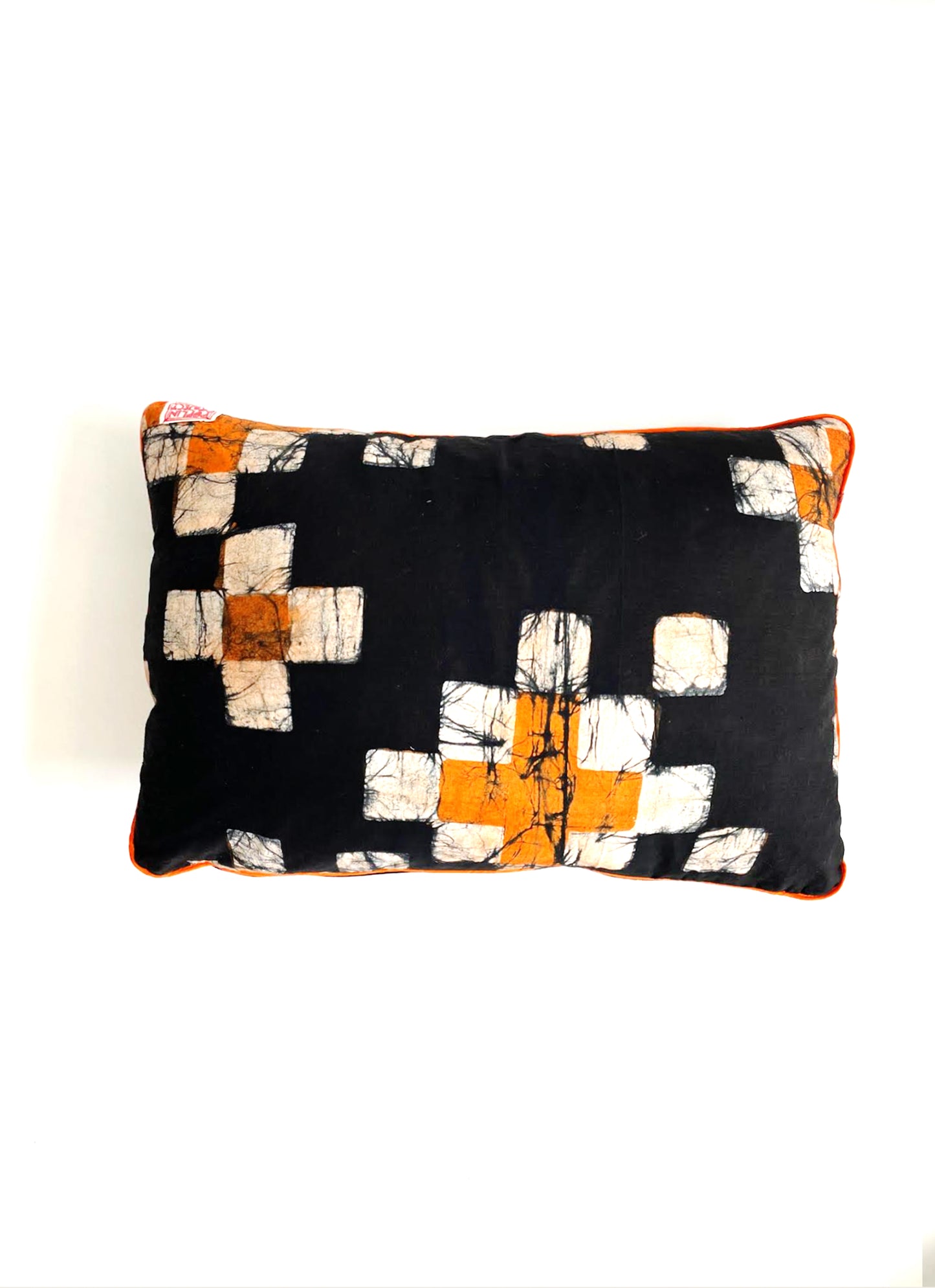 FRIDA Cushion/ Black Quilt