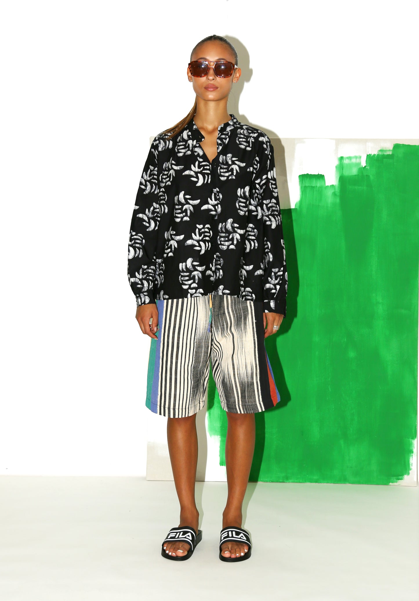 SHANI Top / Black Leaves