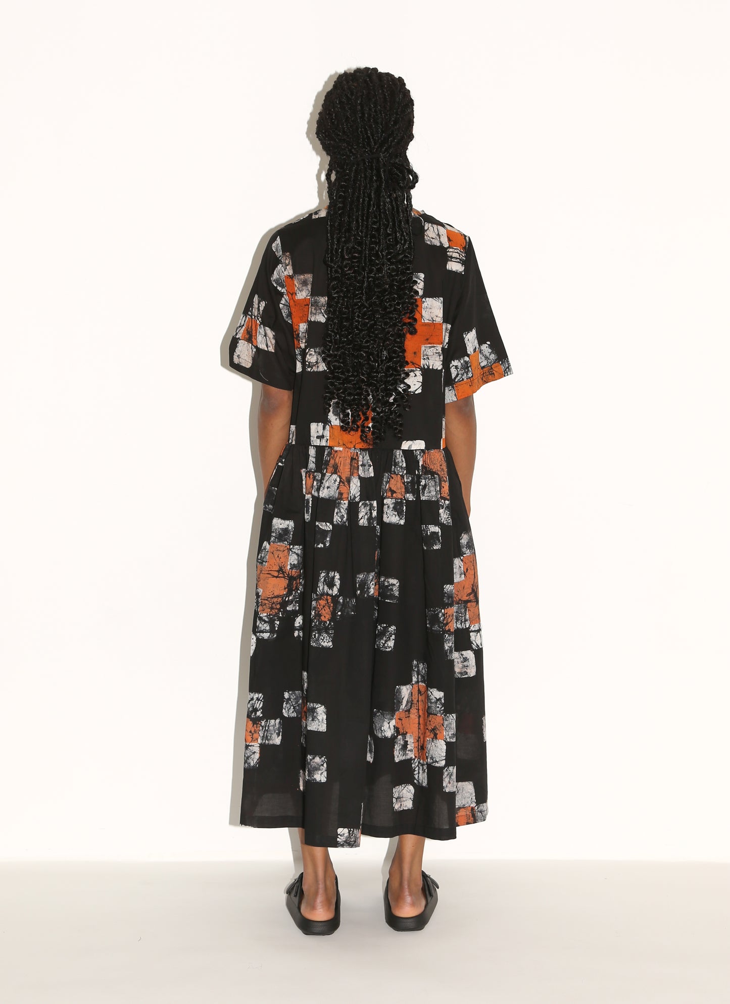 OYIBO Dress/ Black Quilt