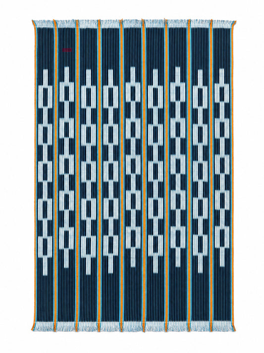 BAOULE Blanket/ White Chains