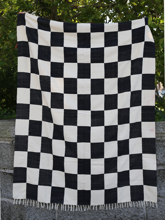 KORHOGO Medium Blanket/ Black Checker