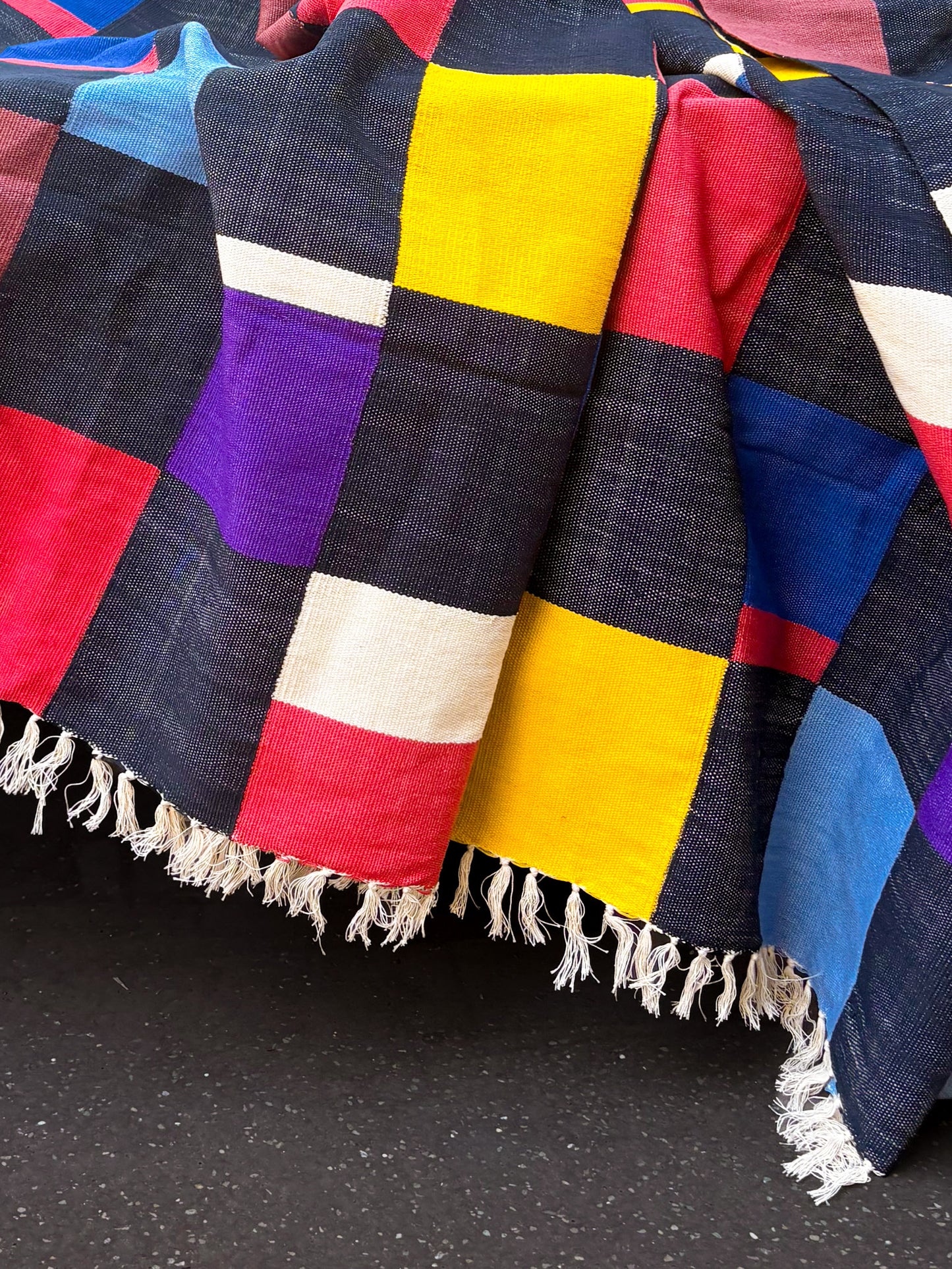 KORHOGO XL Blanket/ Dark Bauhaus Lila