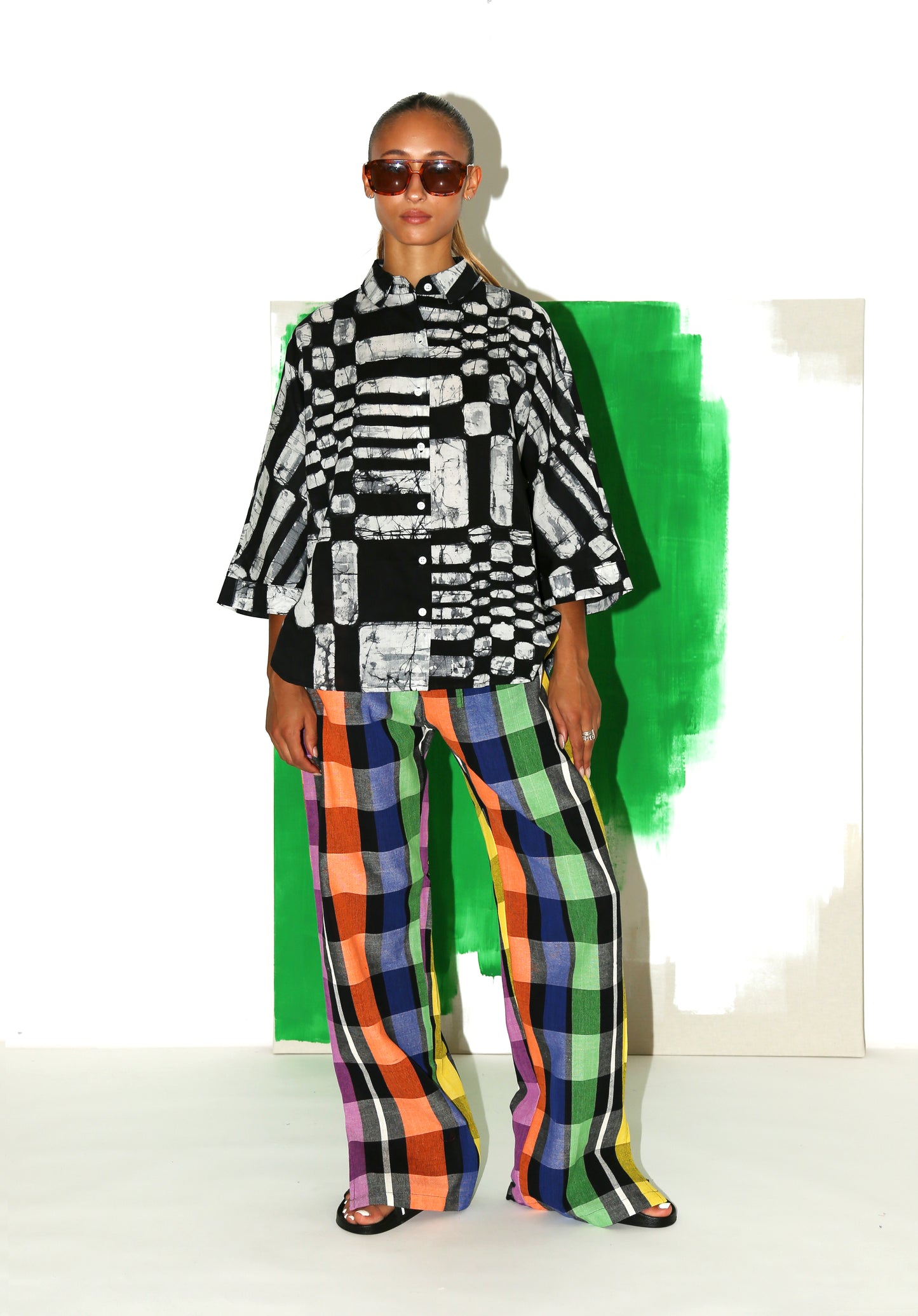 MAKEBA Shirt/ Black Spacecheck