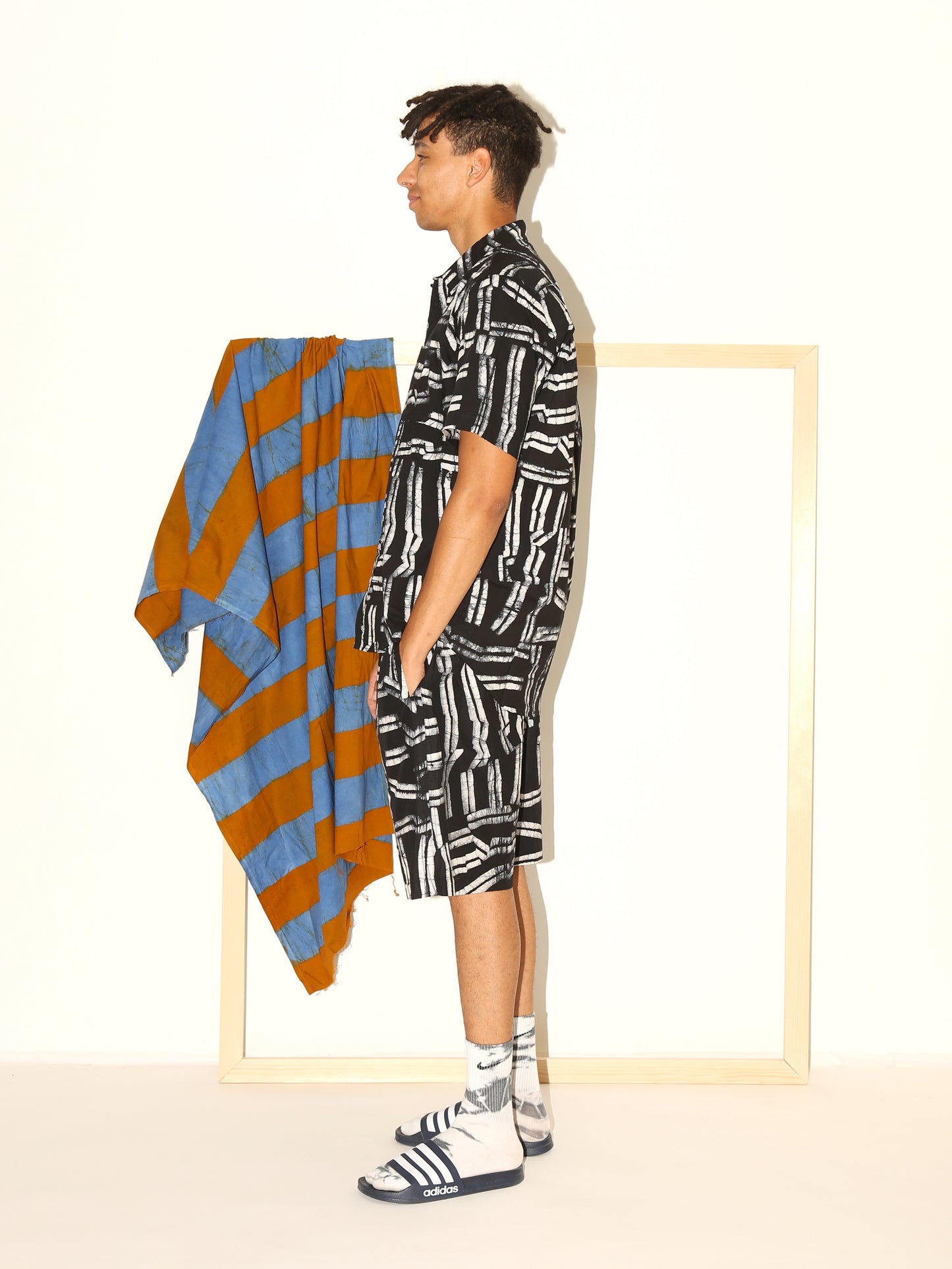 EMMET Shirt / Black Directions