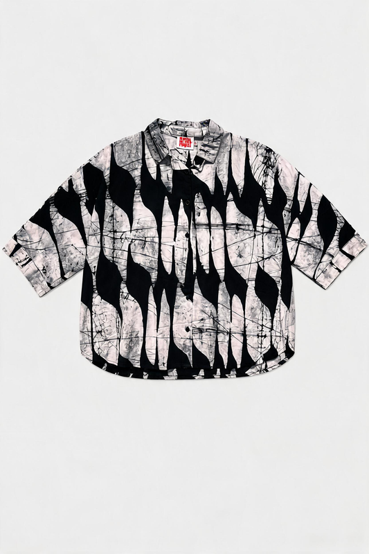 MAKEBA Shirt / Black Flags