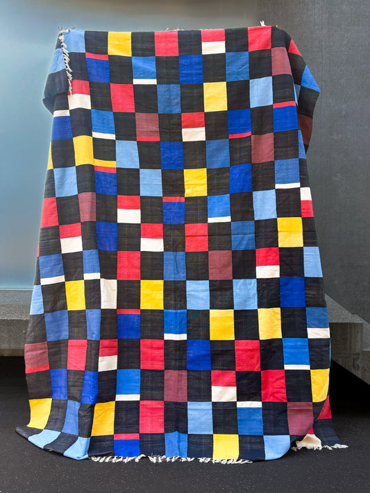 KORHOGO XL Blanket/ Dark Bauhaus