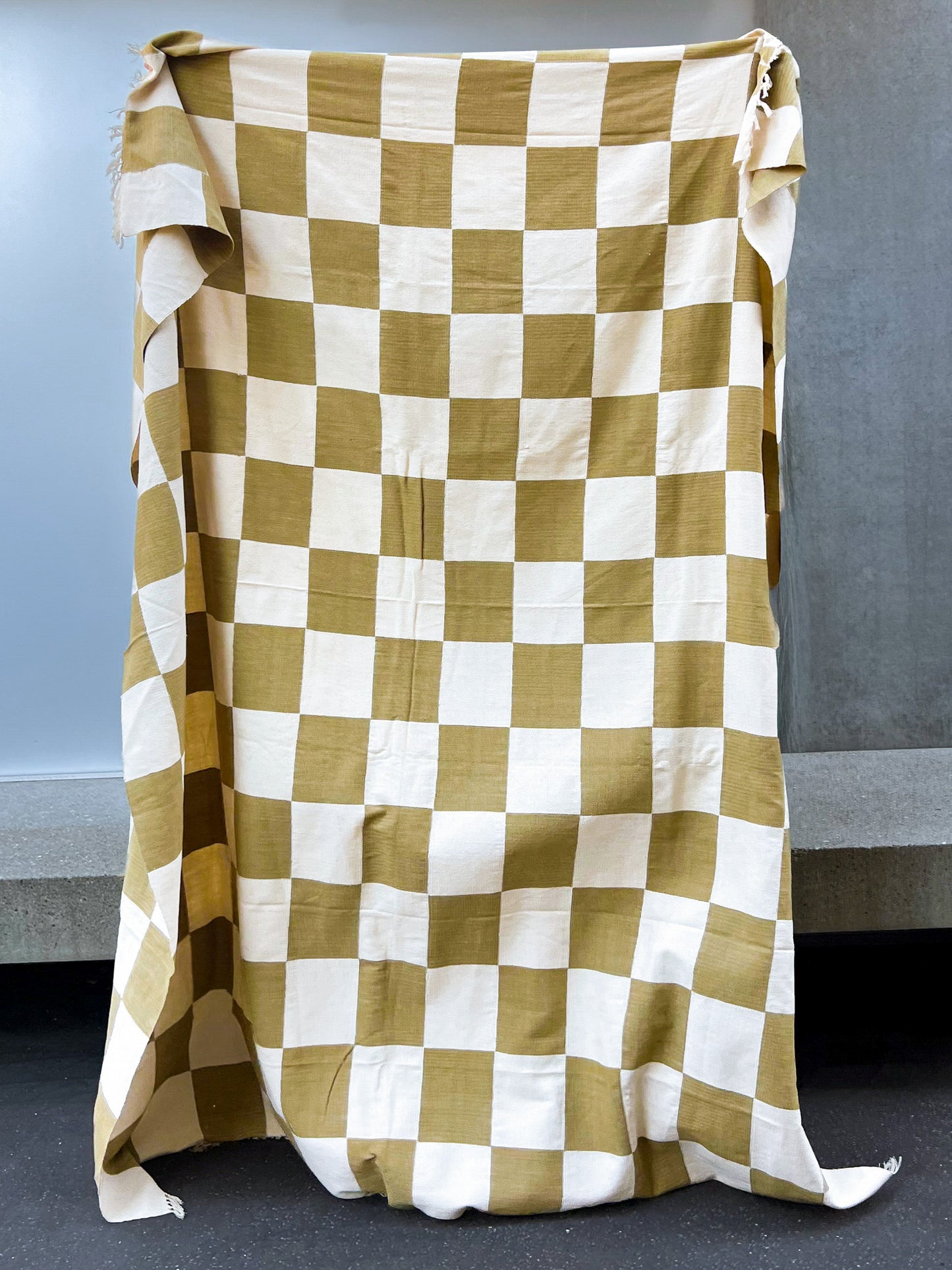 KORHOGO XL Blanket/ Olive Checker